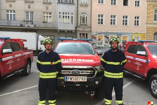 Feierliche Schlüsselübergabe